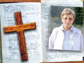 Kríž a Alica Lenczewská